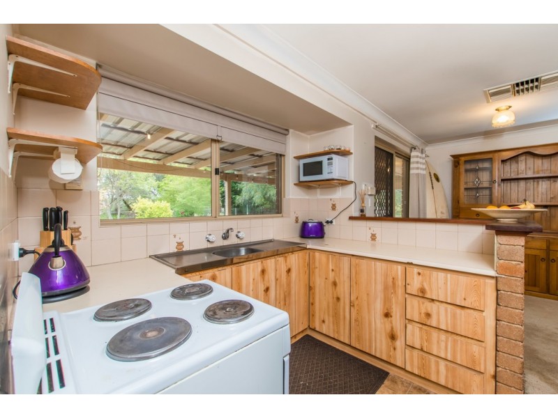 70 Wallangarra Drive, Bedfordale WA 6112