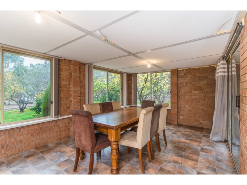 70 Wallangarra Drive, Bedfordale WA 6112