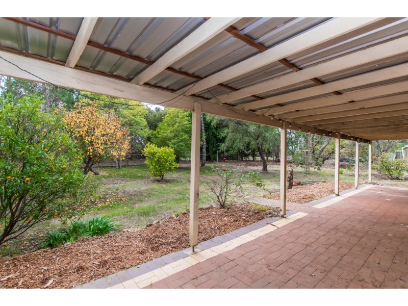 70 Wallangarra Drive, Bedfordale WA 6112