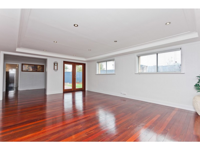 91 Jubilee Street, Beckenham WA 6107