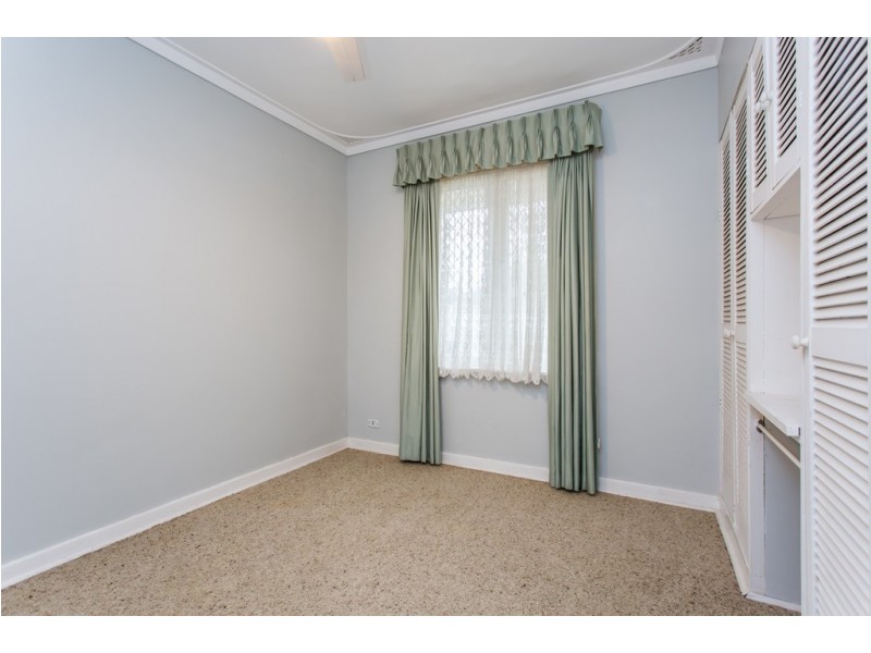 2 Keenan Street, Hamilton Hill WA 6163