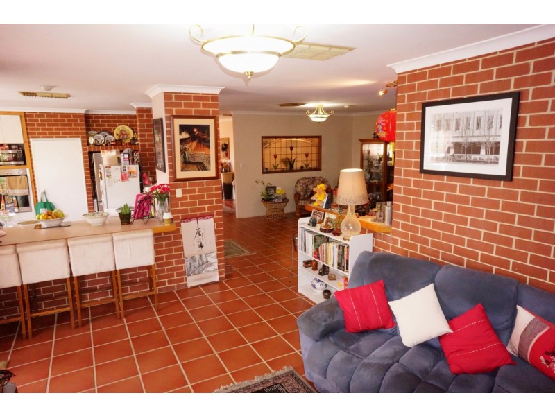 47 Templetonia Retreat, Canning Vale WA 6155