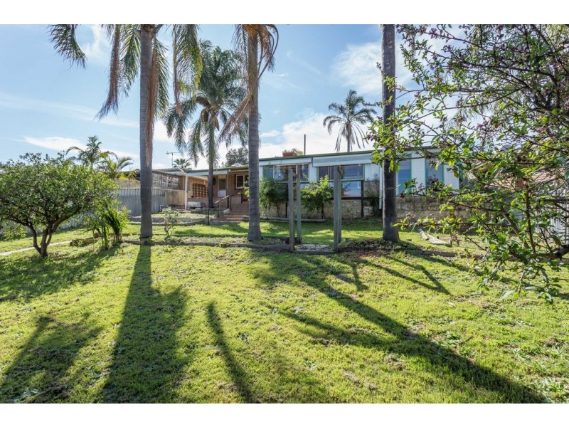 22 Belaire Terrace, Kelmscott WA 6111