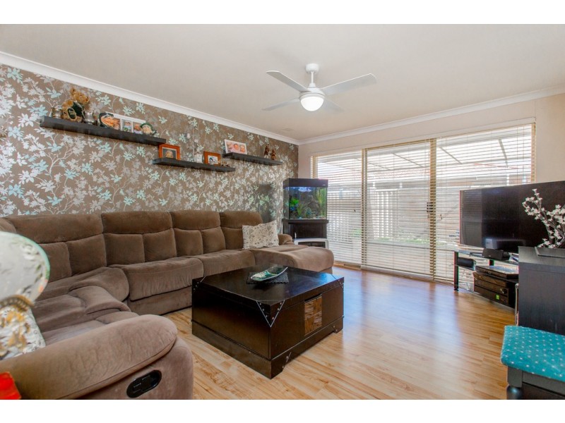 10/18 Heron Place, Maddington WA 6109