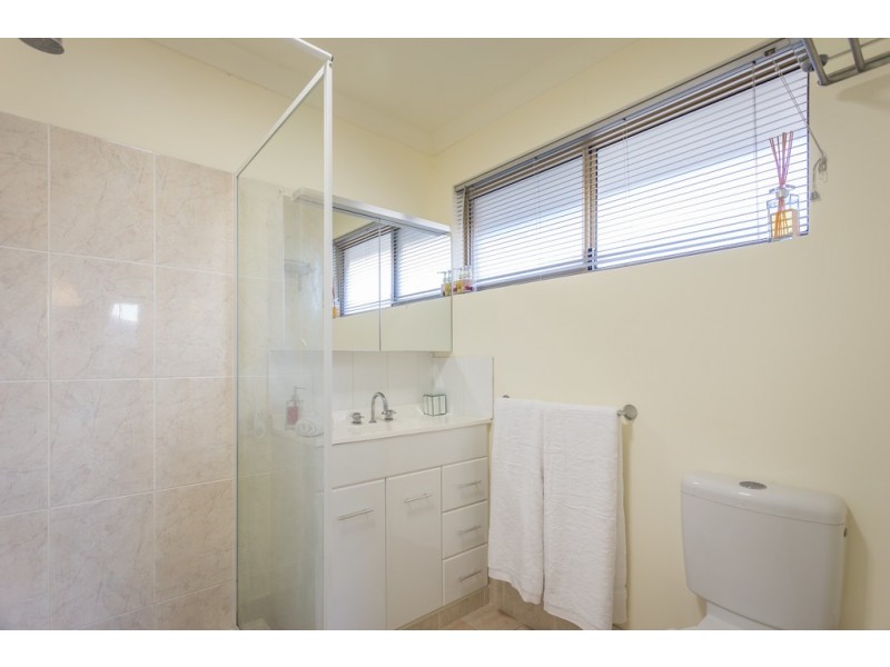 U8/16 Andrea Way, Queens Park WA 6107