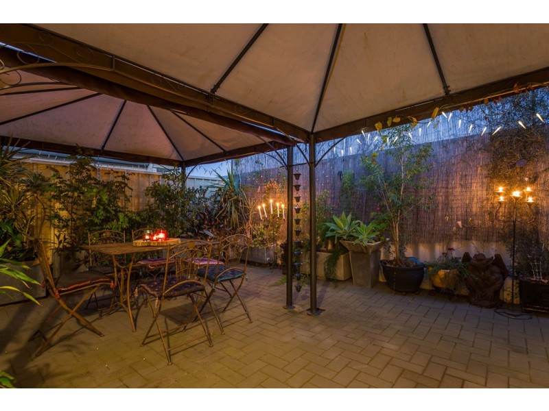 U8/16 Andrea Way, Queens Park WA 6107