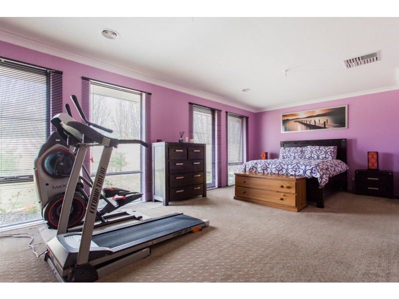 10 Turtledove Grove, East Cannington WA 6107