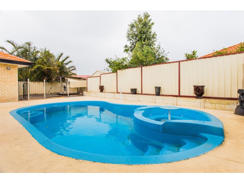 10 Turtledove Grove, East Cannington WA 6107