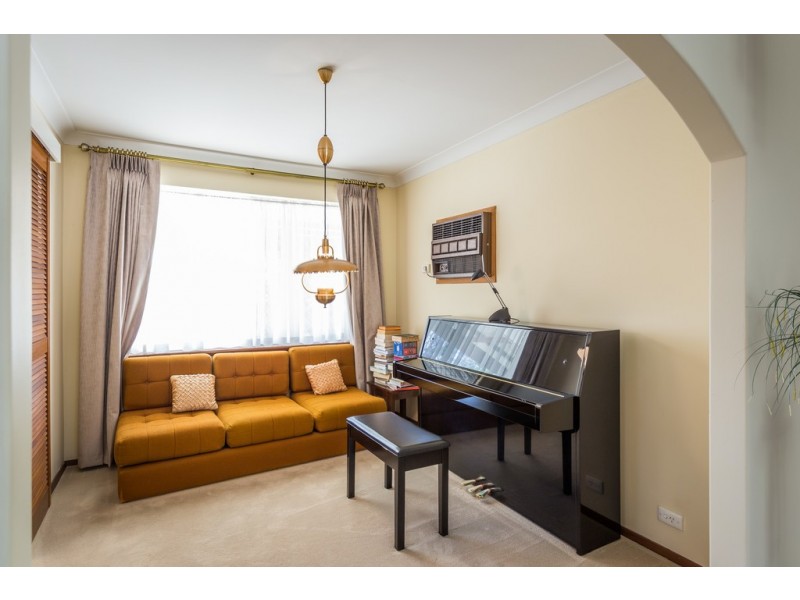 46 Ellis Road, Mount Nasura WA 6112