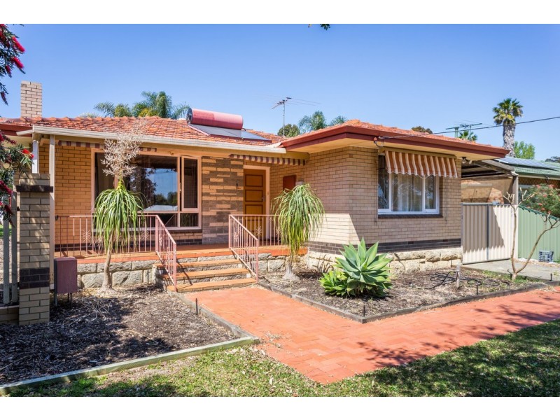 31 Netherwood Road, High Wycombe WA 6057