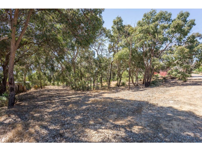 6 Serena Grove, Mount Nasura WA 6112