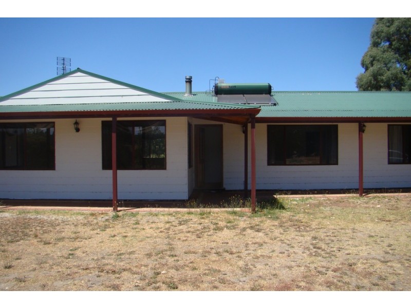 35 Peninsular Road, Bridgetown WA 6255