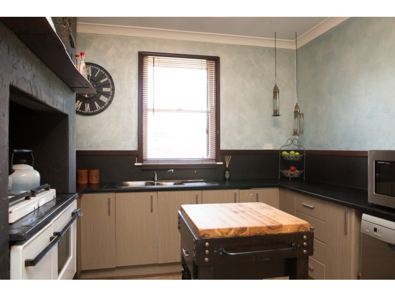 13 Coronation Street, Bridgetown WA 6255