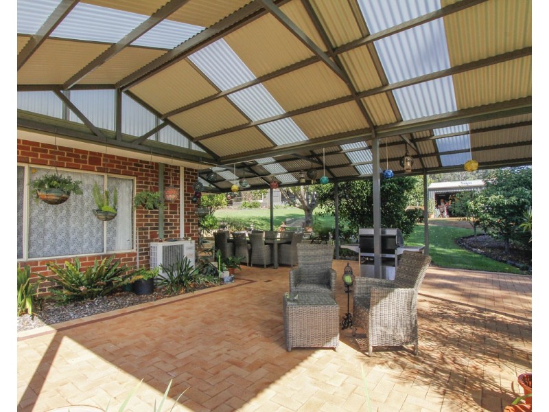 8 Scott Street, Bridgetown WA 6255