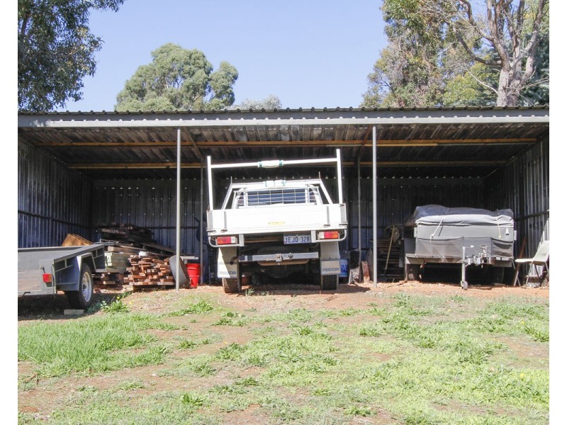 8 Scott Street, Bridgetown WA 6255