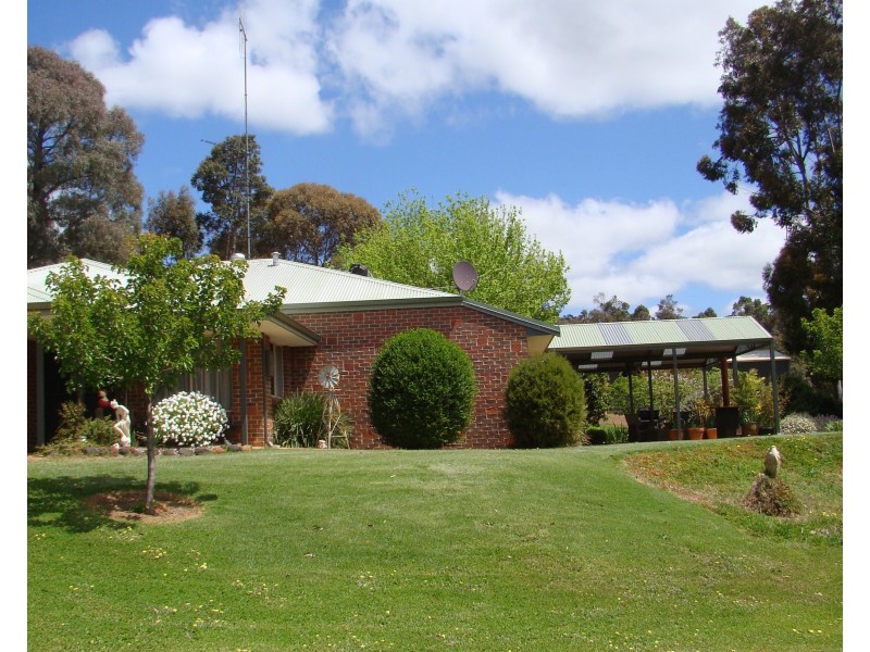 8 Scott Street, Bridgetown WA 6255