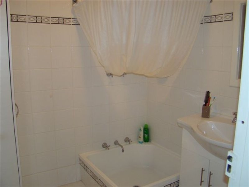 4 Throssell St, North Greenbushes WA 6254