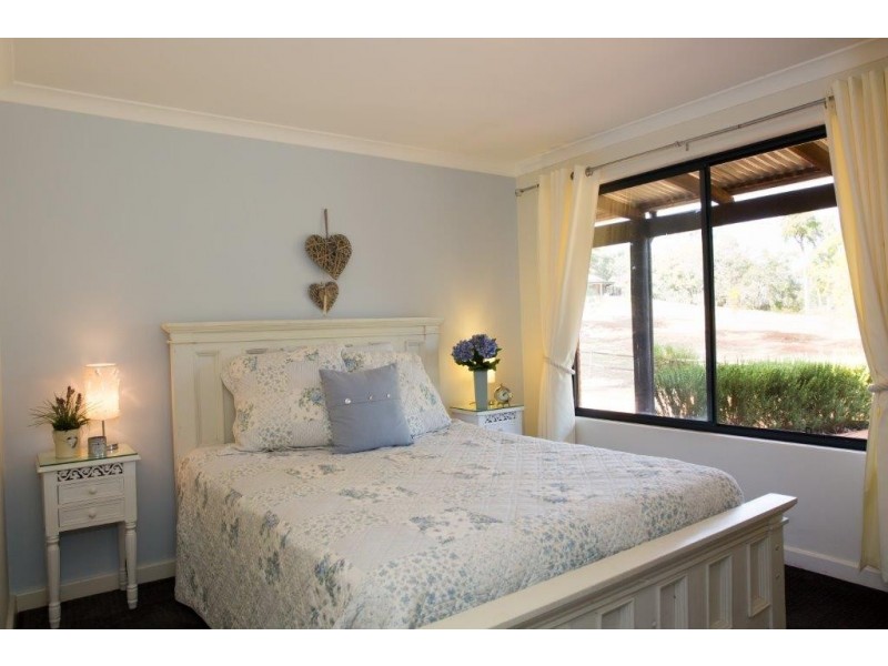 1 Roe Street, Bridgetown WA 6255