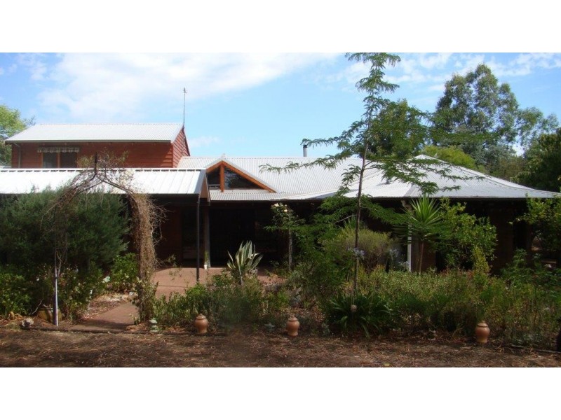 21 Whittells Rd, Bridgetown WA 6255
