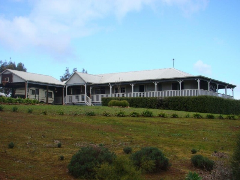 2 Stephens St, Bridgetown WA 6255