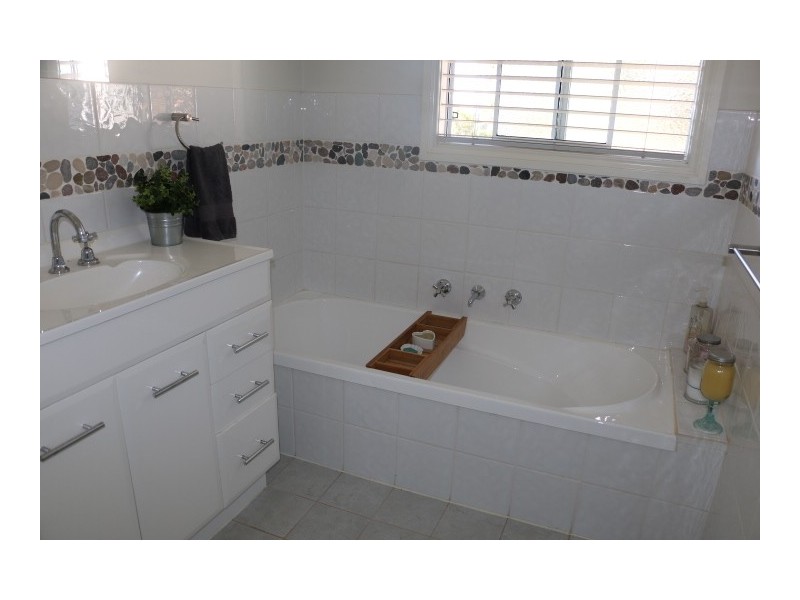2 Stephens St, Bridgetown WA 6255