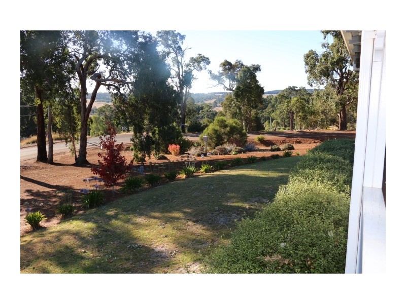2 Stephens St, Bridgetown WA 6255
