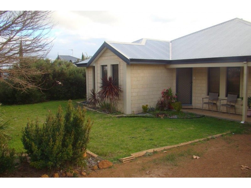 32 Balmoral Drive, Bridgetown WA 6255