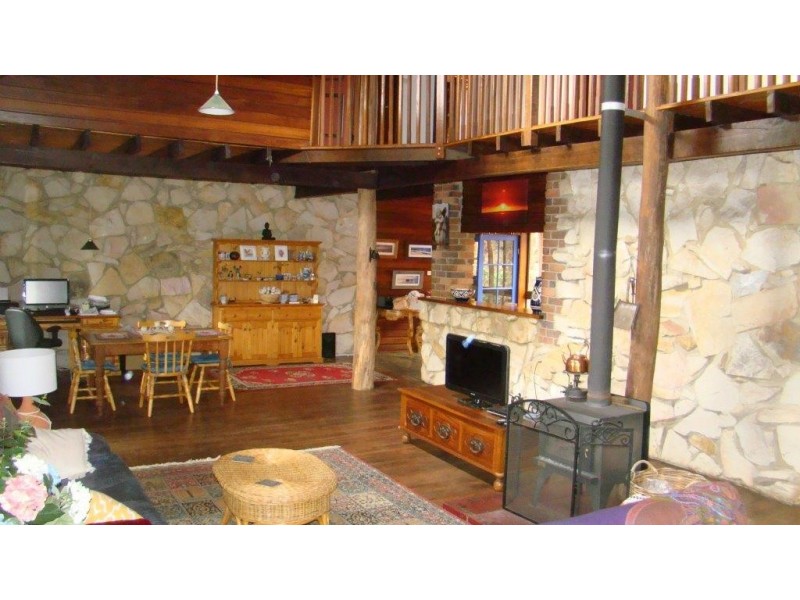 11 West Blackwood Terrace, Bridgetown WA 6255