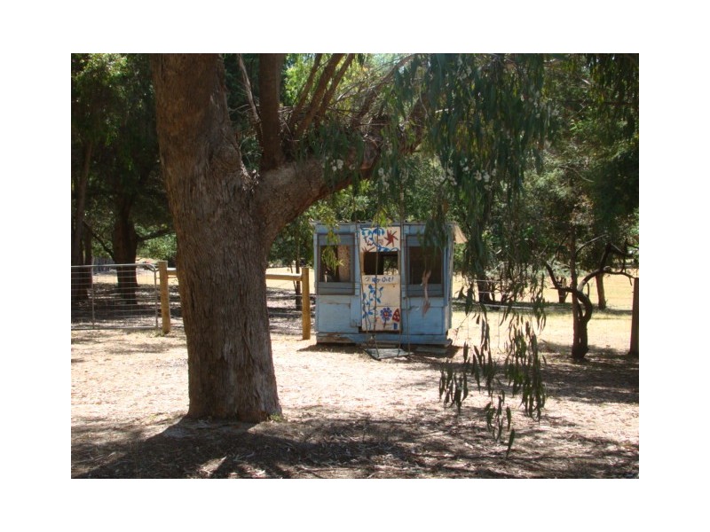 19 James Street, North Greenbushes WA 6254