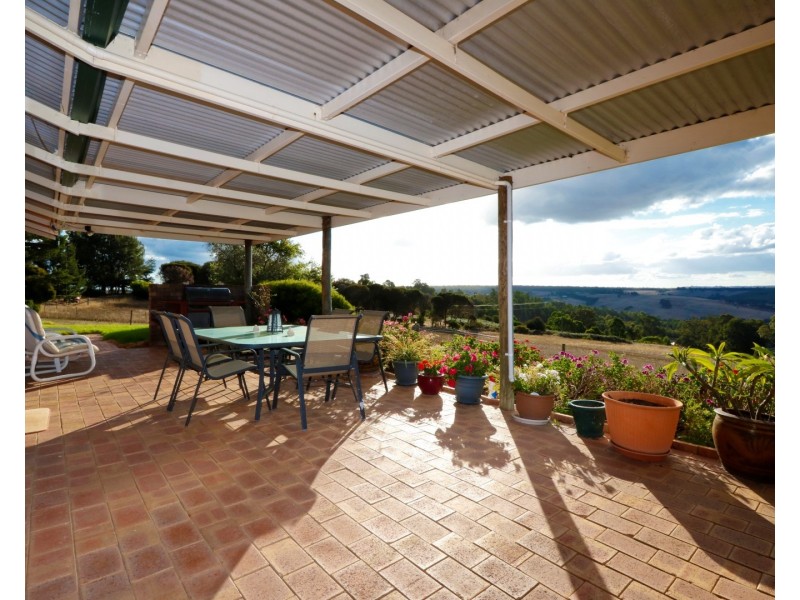 108 Trott Rd, Bridgetown WA 6255