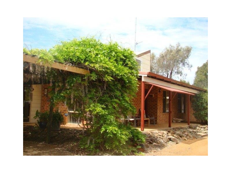 72 River Road, Bridgetown WA 6255