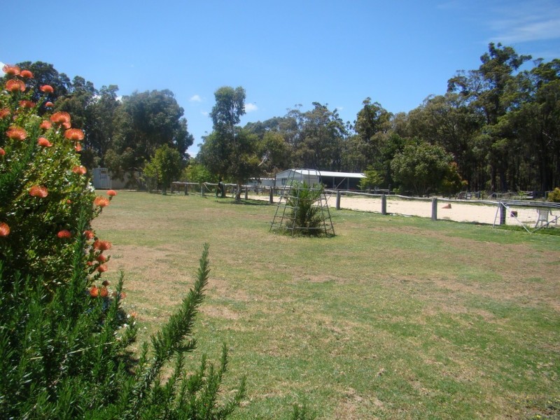 41 Papalias Road, North Greenbushes WA 6254