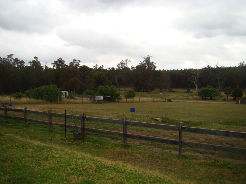 41 Papalias Road, North Greenbushes WA 6254