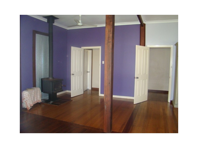 2 Carey Street, Bridgetown WA 6255