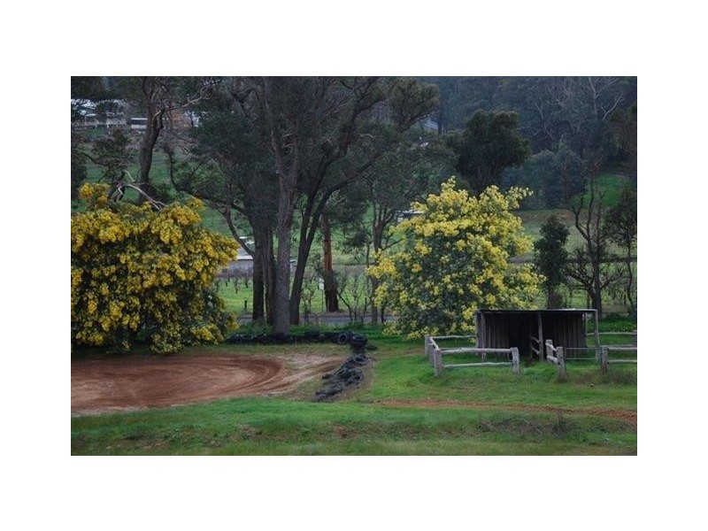 19 Cleopatra Cresent, Bridgetown WA 6255