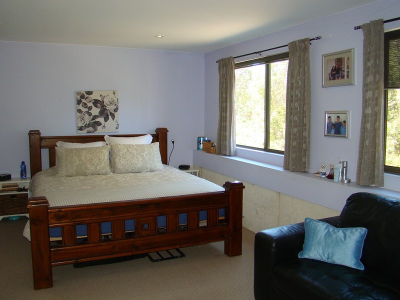 2 Hands Close, Boyup Brook WA 6244