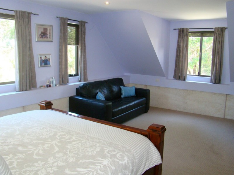 2 Hands Close, Boyup Brook WA 6244