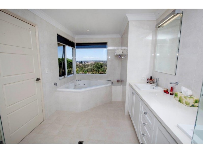 17 Silver Birch Heights, Bridgetown WA 6255