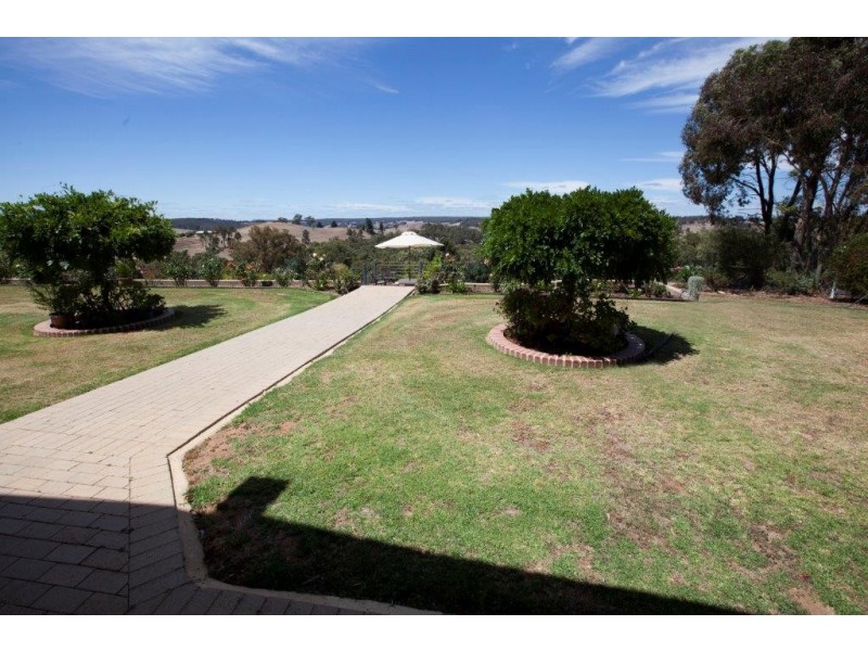 17 Silver Birch Heights, Bridgetown WA 6255