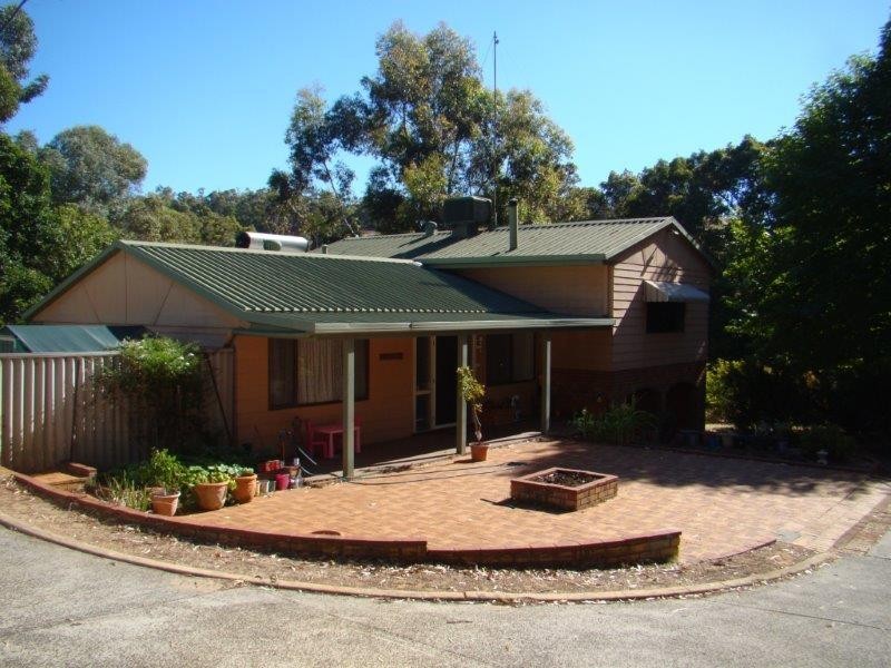 2 Layman Street, Bridgetown WA 6255