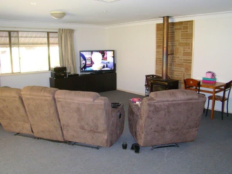 2 Layman Street, Bridgetown WA 6255