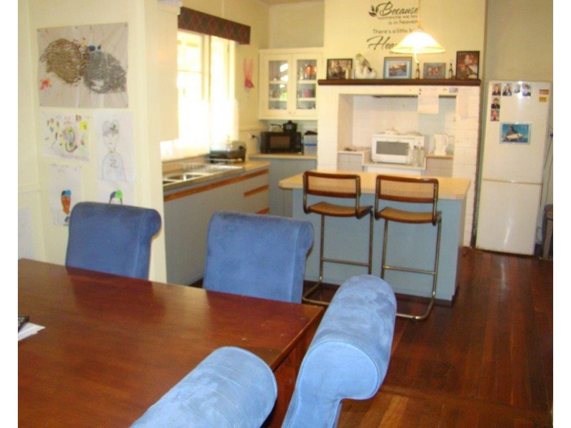 6 Forrest st, Boyup Brook WA 6244