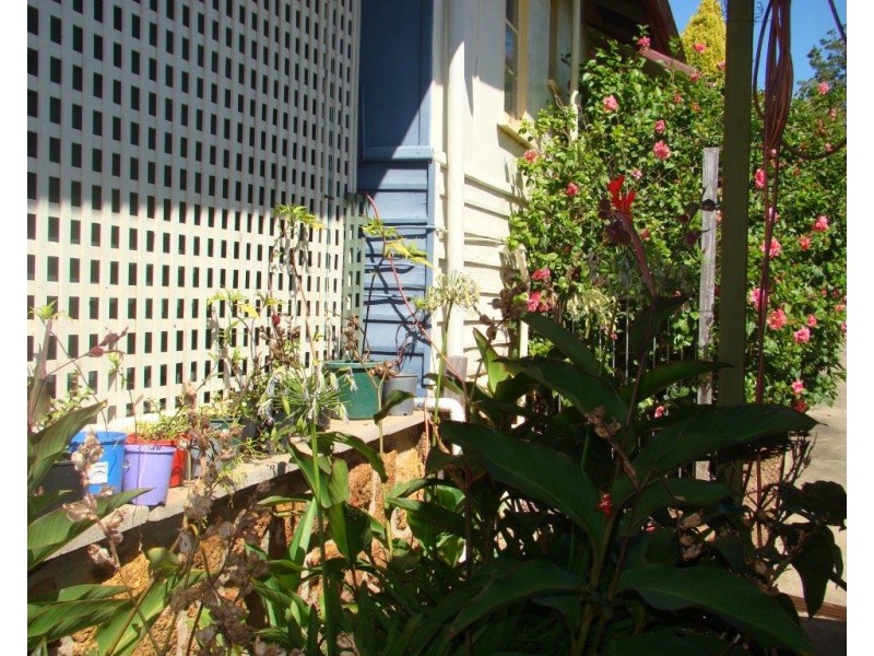 6 Forrest st, Boyup Brook WA 6244