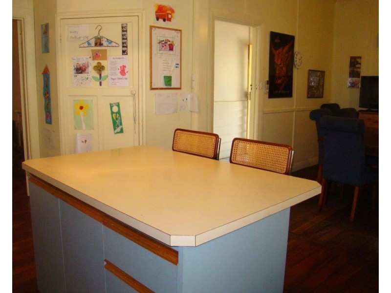 6 Forrest st, Boyup Brook WA 6244