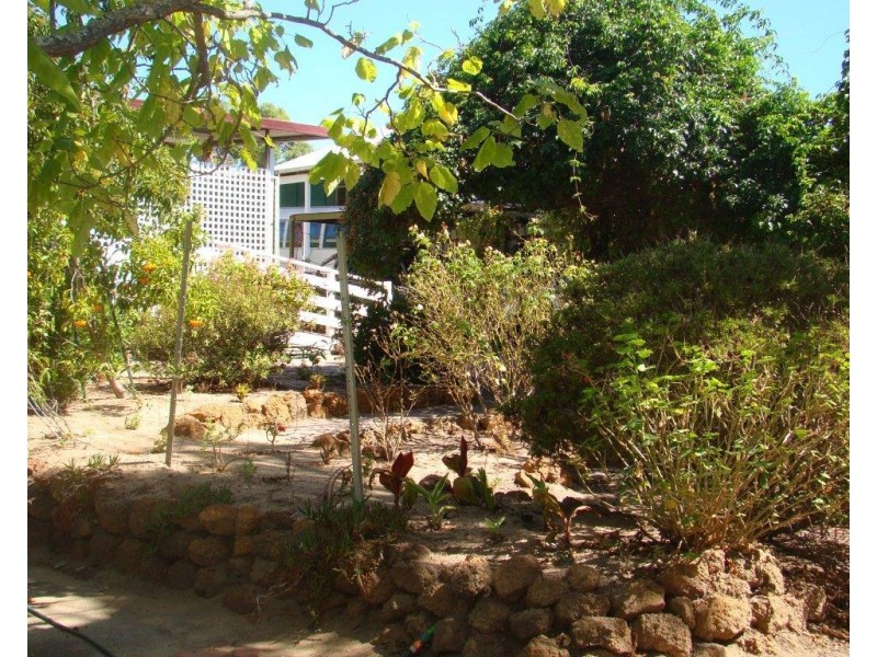 6 Forrest st, Boyup Brook WA 6244