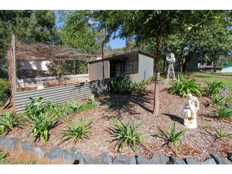 8 Scott Street, Bridgetown WA 6255