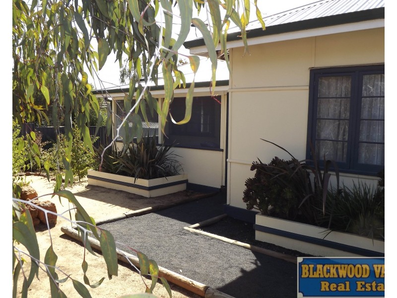 42 Abel Street, Boyup Brook WA 6244