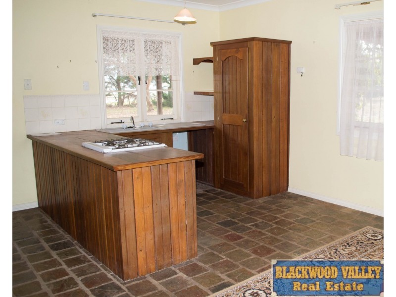 30 Hawterville Road, Mullalyup WA 6252