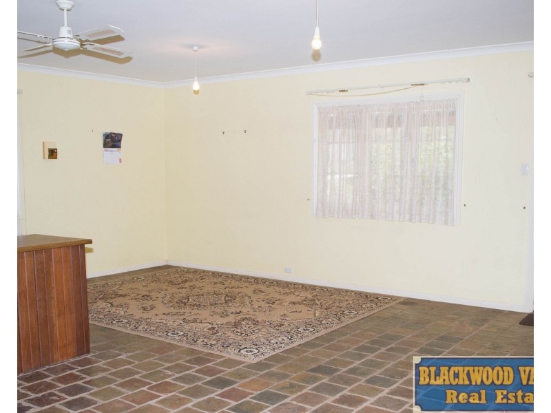 30 Hawterville Road, Mullalyup WA 6252