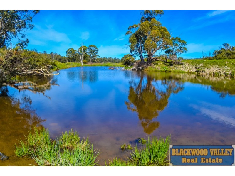 19 Cundinup-Kirup Road Road, Kirup WA 6251